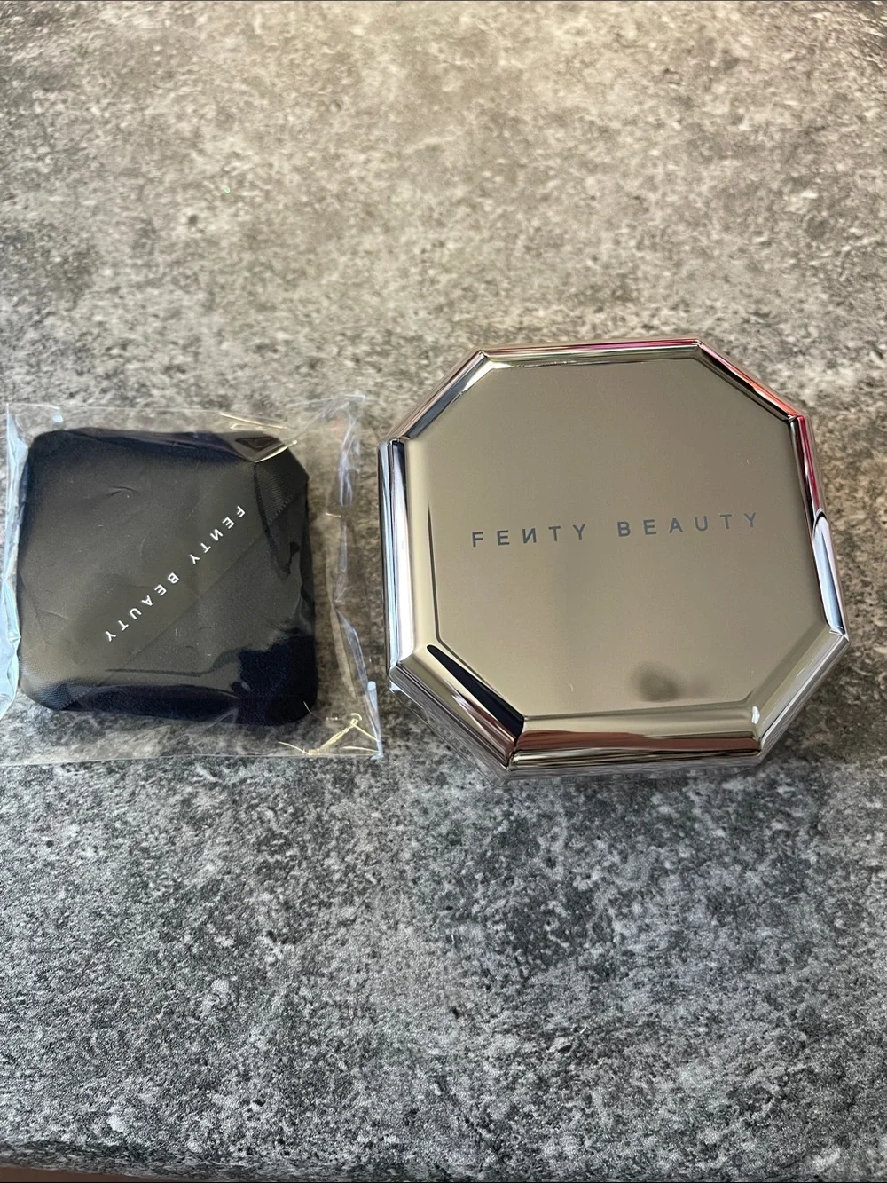 Fenty Honey Set it Down Superfine Blurring Setting Powder